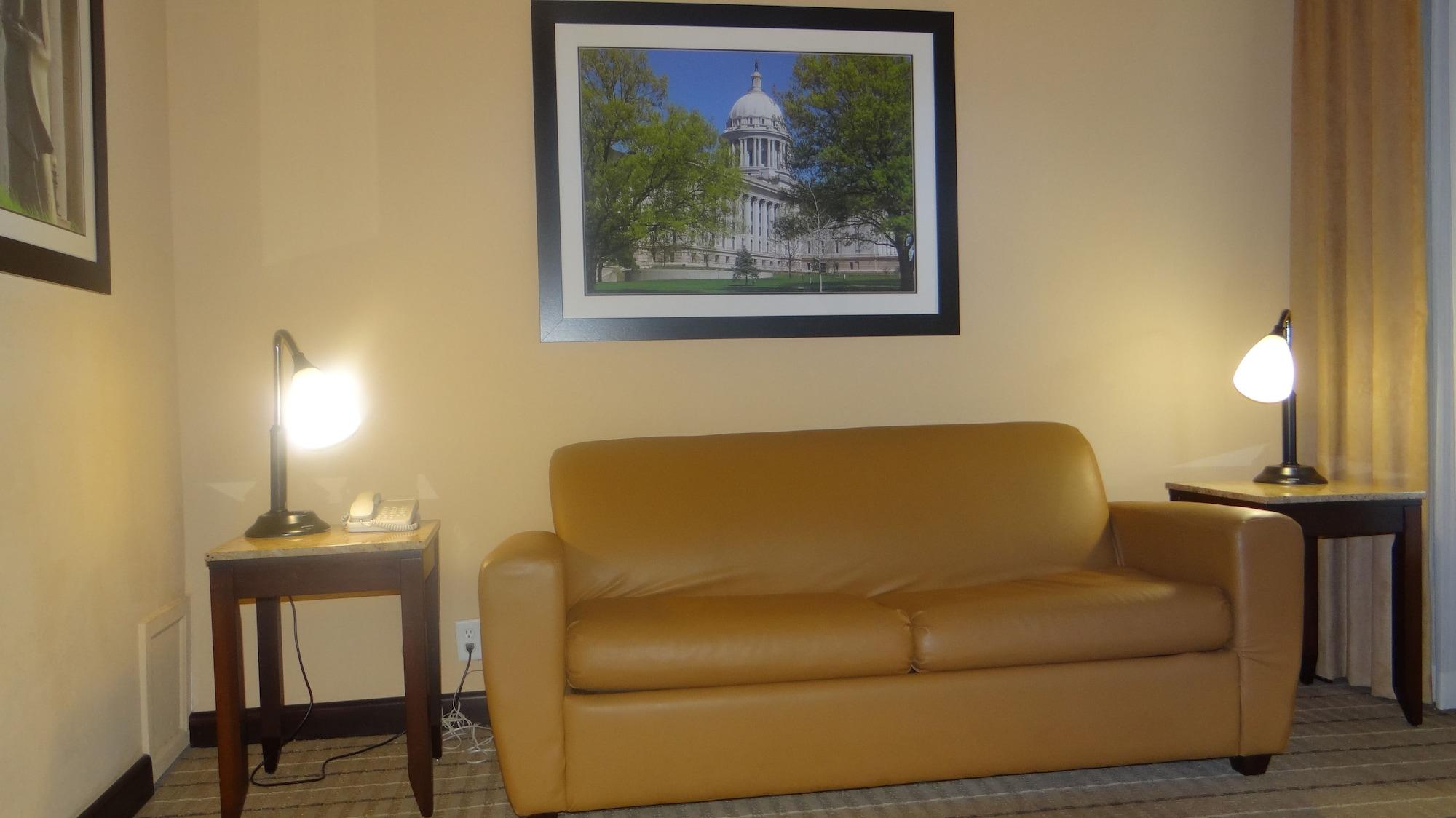 Wyndham Garden Oklahoma City Resort & Conference Hotel Near Airport, Fairgrounds Paycom & I40 Buitenkant foto