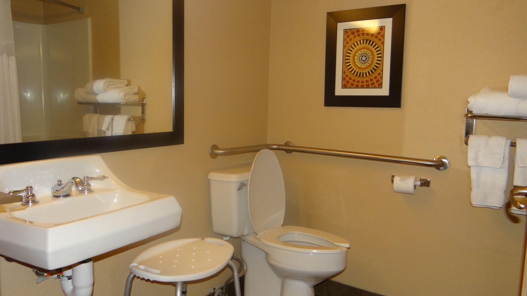 Wyndham Garden Oklahoma City Resort & Conference Hotel Near Airport, Fairgrounds Paycom & I40 Buitenkant foto