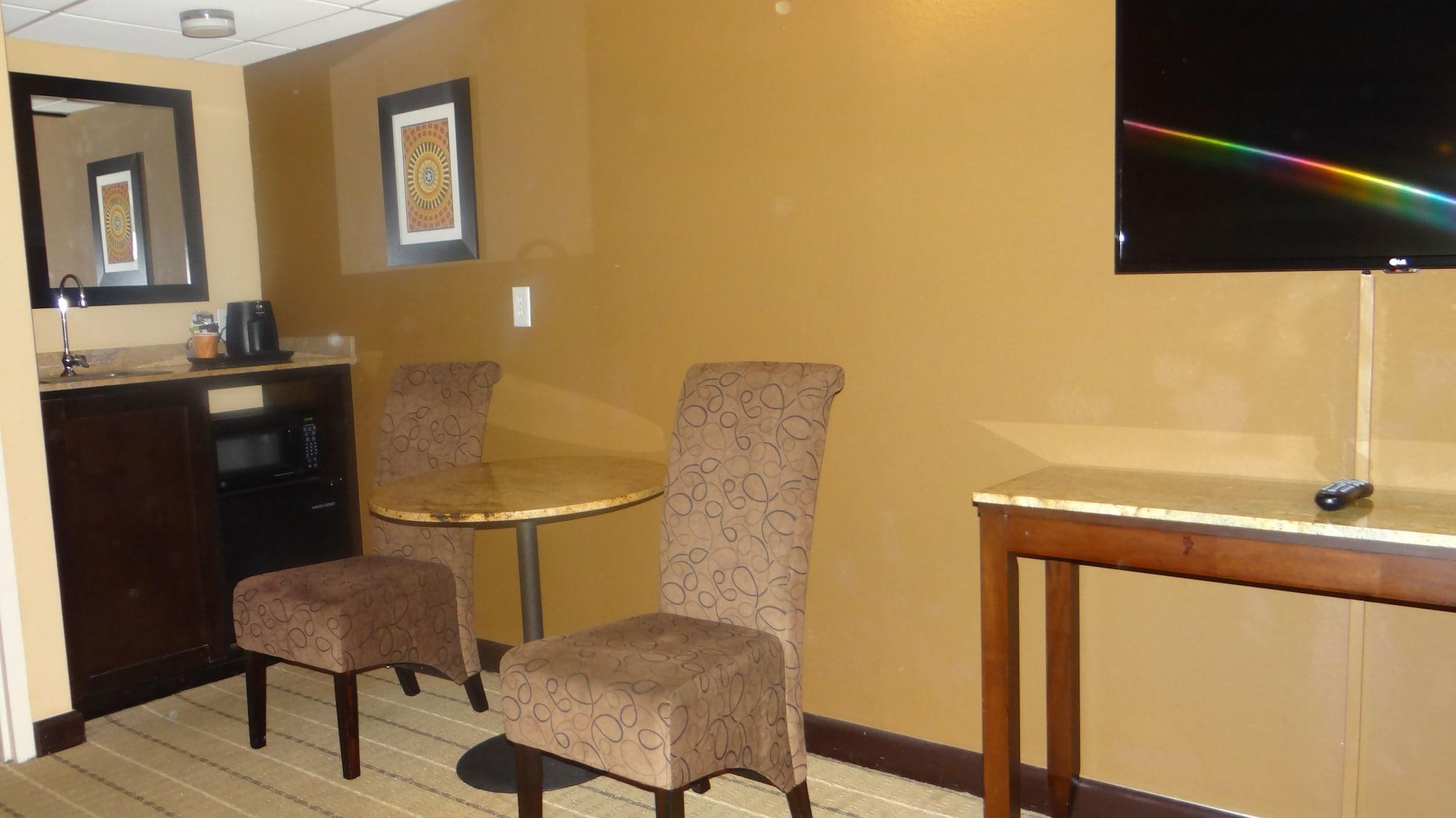 Wyndham Garden Oklahoma City Resort & Conference Hotel Near Airport, Fairgrounds Paycom & I40 Buitenkant foto