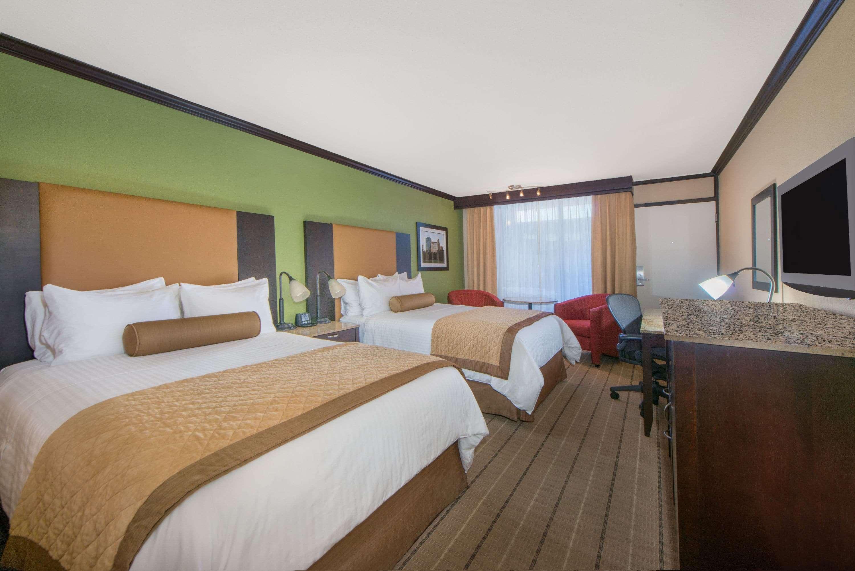 Wyndham Garden Oklahoma City Resort & Conference Hotel Near Airport, Fairgrounds Paycom & I40 Buitenkant foto