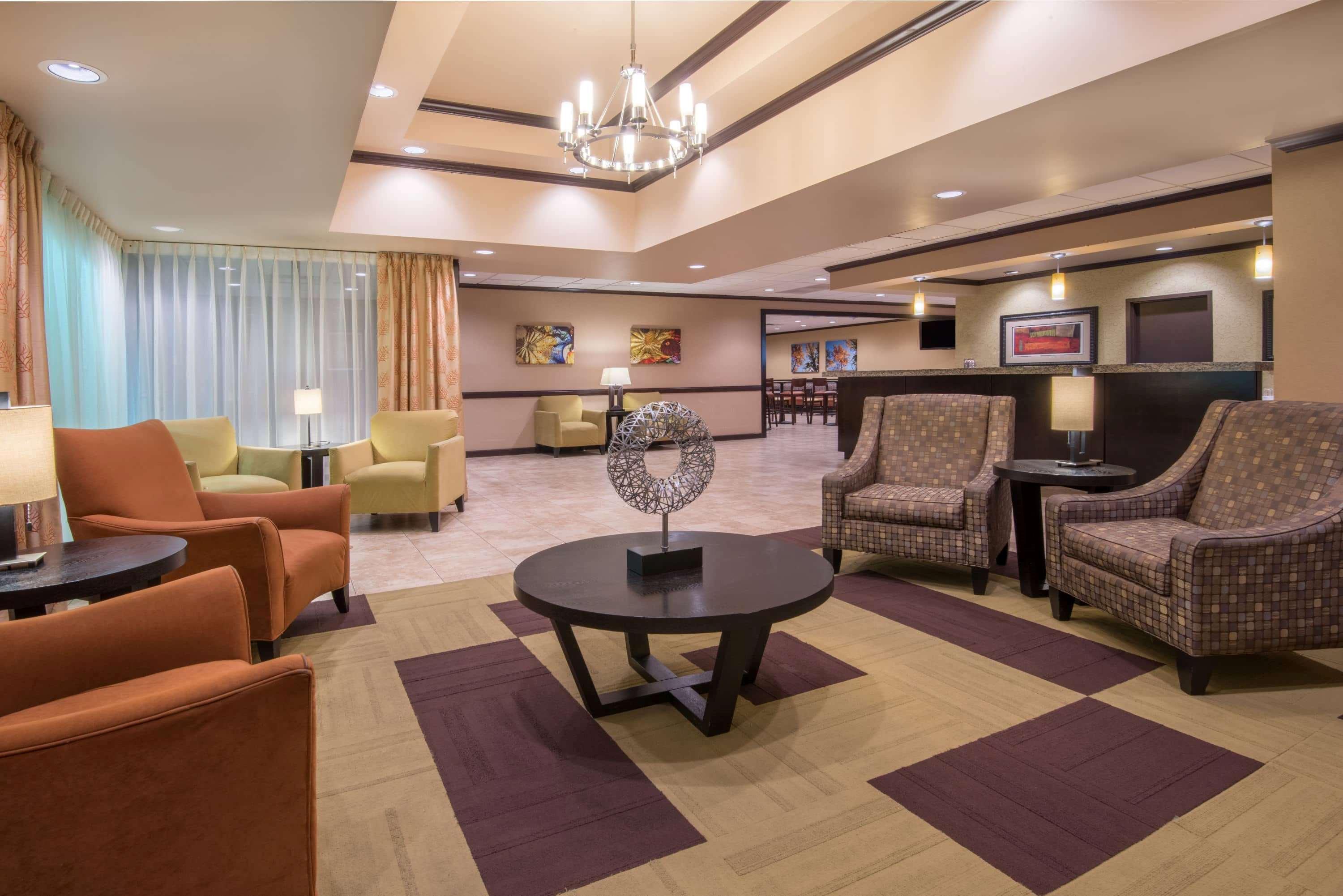 Wyndham Garden Oklahoma City Resort & Conference Hotel Near Airport, Fairgrounds Paycom & I40 Buitenkant foto